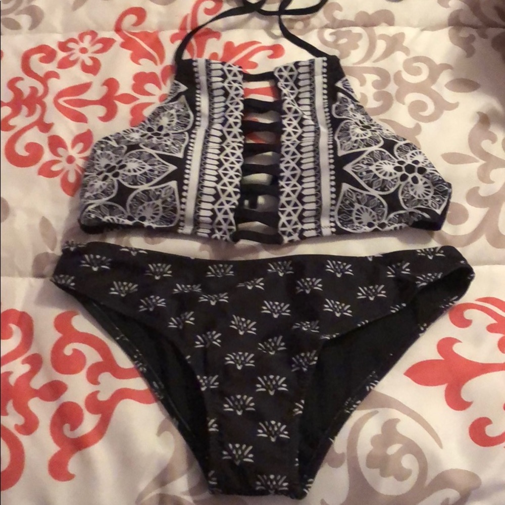 Bathing suit